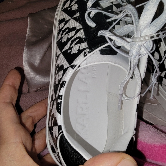 NWOB Karl Lagerfeld Kate diamond 8.5(39)sneakers B&W - Picture 3 of 5